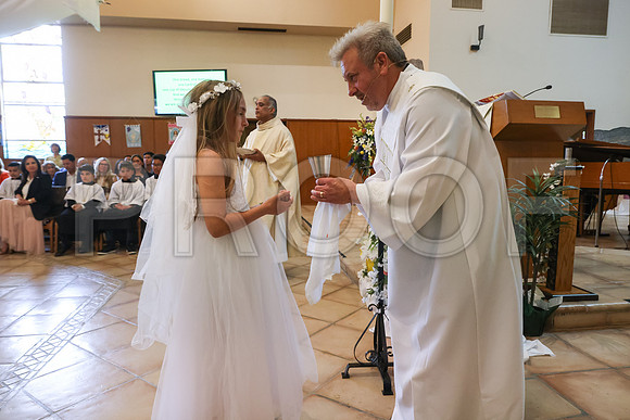 SFX_1stCommunion_5645_05-04-24