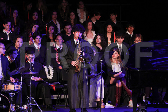 6542_OakwoodGrad2024_B