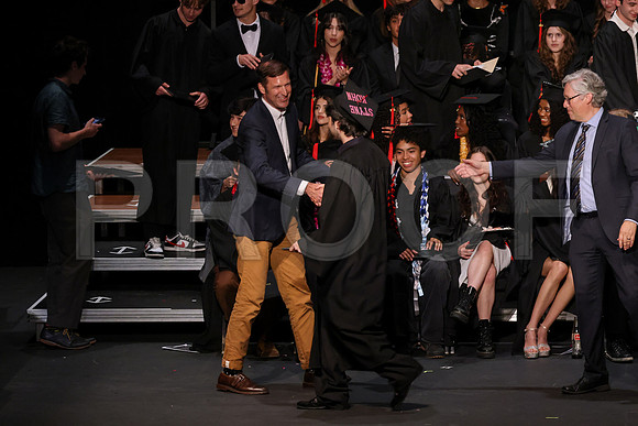 7093_OakwoodGrad2024_B