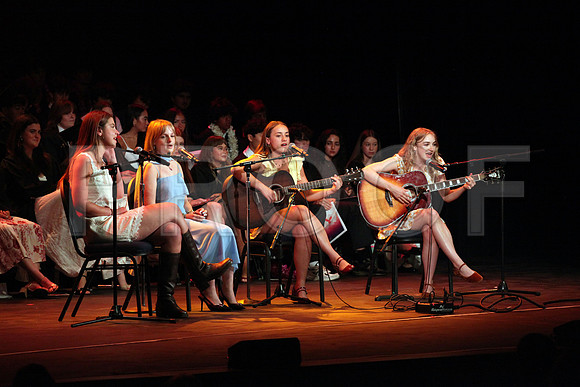 Oakwood_0323-A_Grad_6-5-25