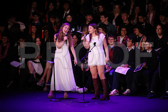 6468_OakwoodGrad2024_B