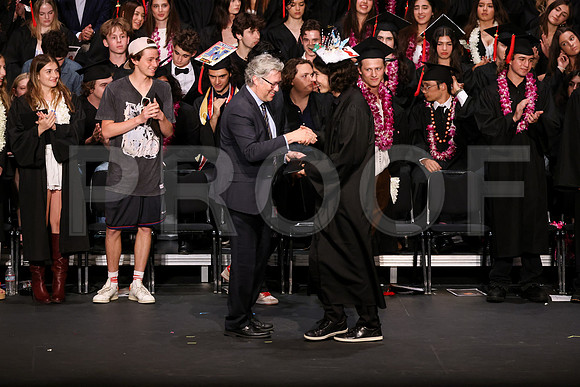 6963_OakwoodGrad2024_B