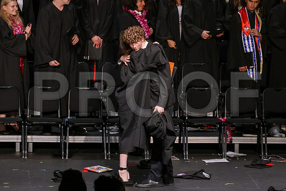 7247_OakwoodGrad2024_B