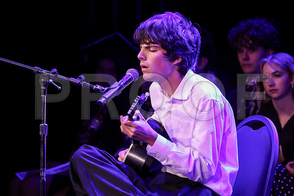 Oakwood_3354-B_Grad_6-5-25