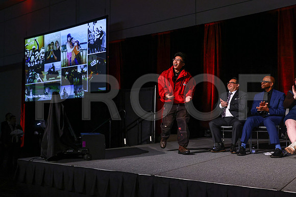ACCD_0057_FallGrad_12-20-25