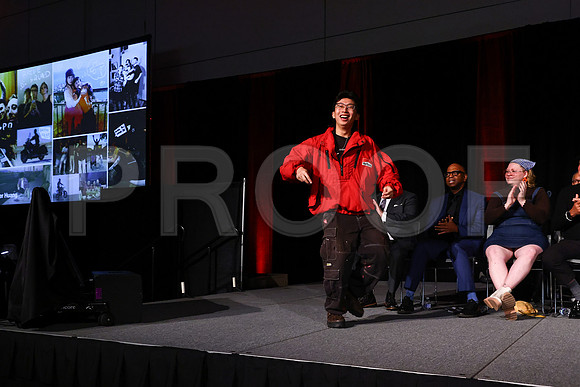 ACCD_0058_FallGrad_12-20-25