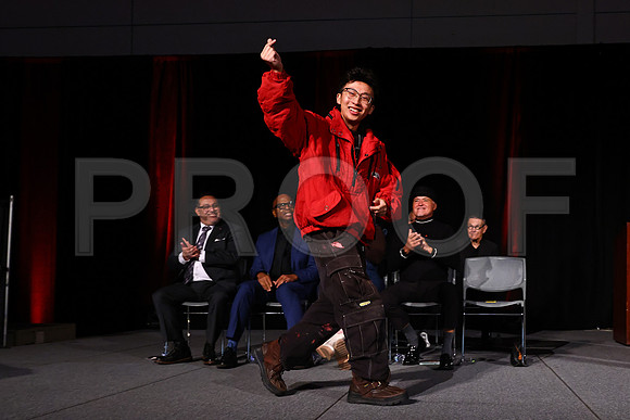 ACCD_0059_FallGrad_12-20-25