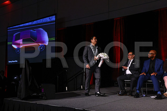 ACCD_0067_FallGrad_12-20-25
