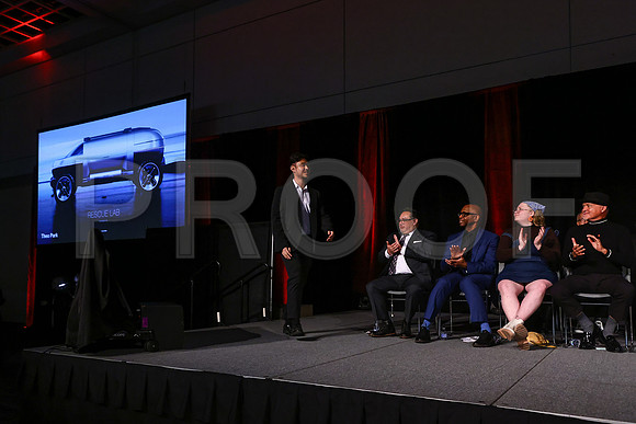 ACCD_0091_FallGrad_12-20-25