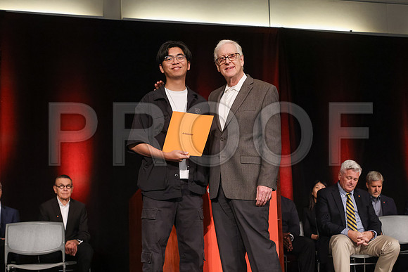 ACCD_SpringGrad24_0748_04-27-24