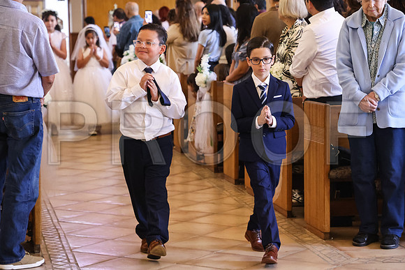 SFX_0570_FirstCommunion_5-2-26