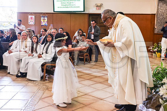 SFX_0815_FirstCommunion_5-2-26