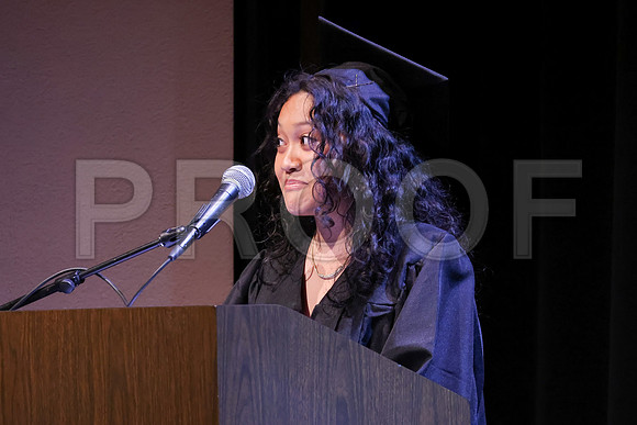 4282_OakwoodGrad2023_B