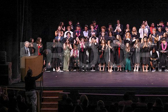 4555_OakwoodGrad2023_B