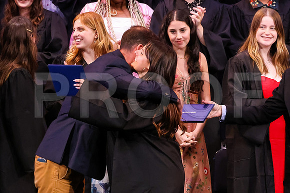 4613_OakwoodGrad2023_B