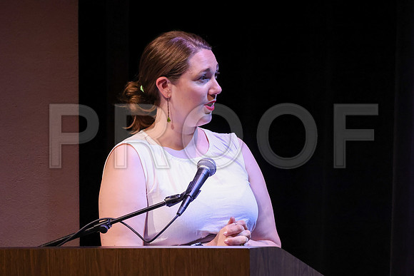 4203_OakwoodGrad2023_B