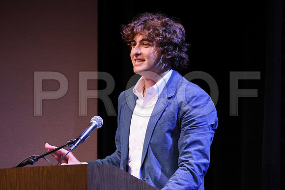 4398_OakwoodGrad2023_B