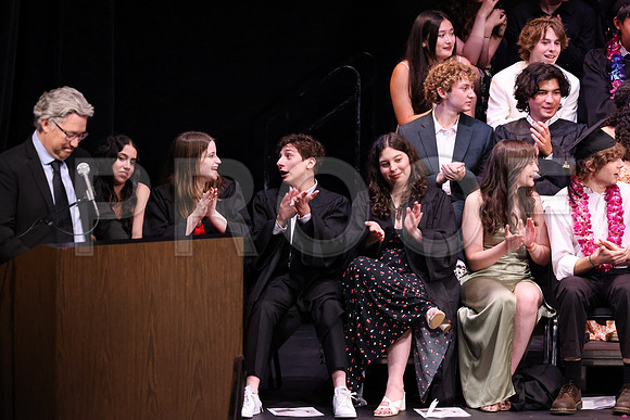 4524_OakwoodGrad2023_B