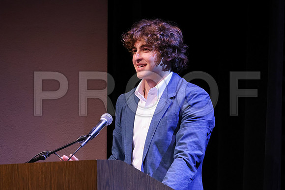 4394_OakwoodGrad2023_B