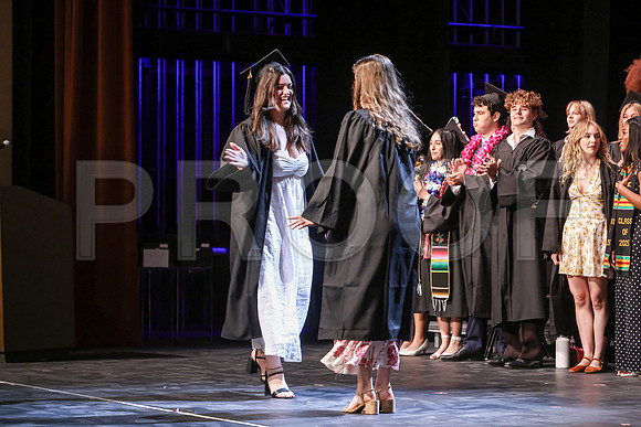 Oakwood_2924-B_Grad_6-5-25