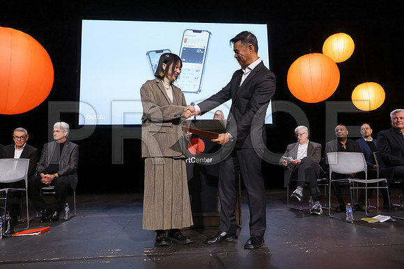 ACCD_2954_FallGrad_12-16-23