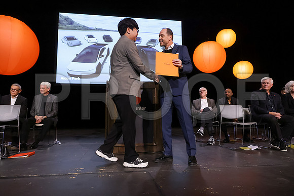 ACCD_3736_FallGrad_12-16-23