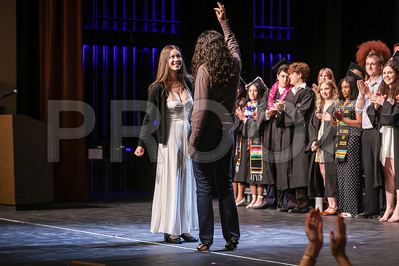 Oakwood_2942-B_Grad_6-5-25