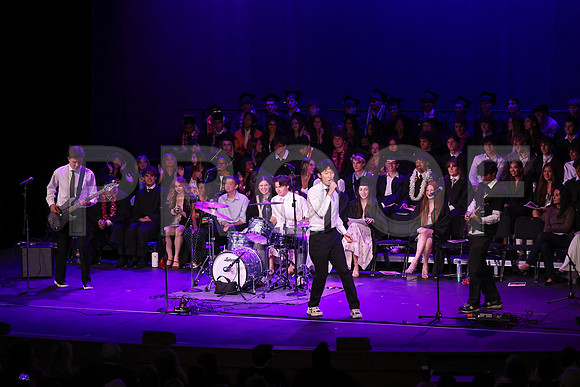 Oakwood_3163-B_Grad_6-5-25