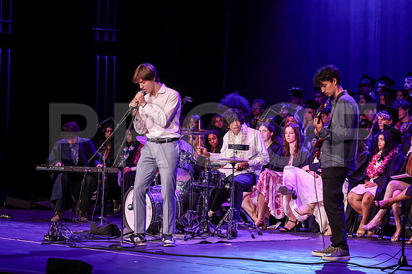 Oakwood_3418-B_Grad_6-5-25