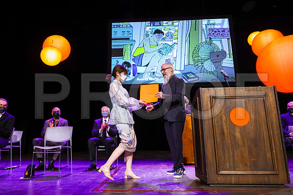 ACCD-1307_FallGrad_12-18-21