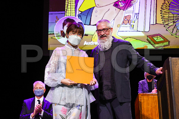 ACCD-1310_FallGrad_12-18-21