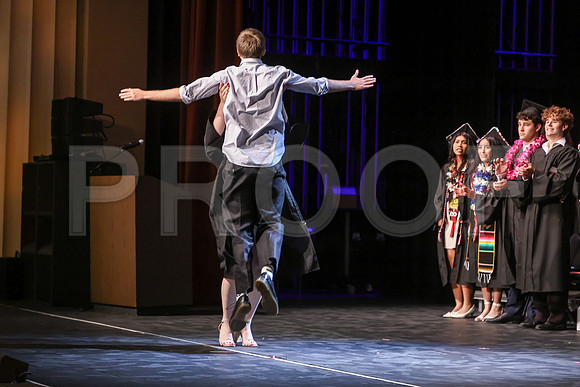 Oakwood_2923-B_Grad_6-5-25