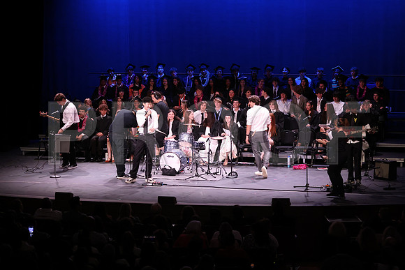 Oakwood_3156-B_Grad_6-5-25