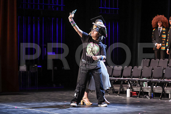 Oakwood_2846-B_Grad_6-5-25