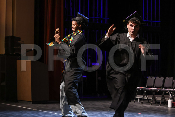 Oakwood_2837-B_Grad_6-5-25
