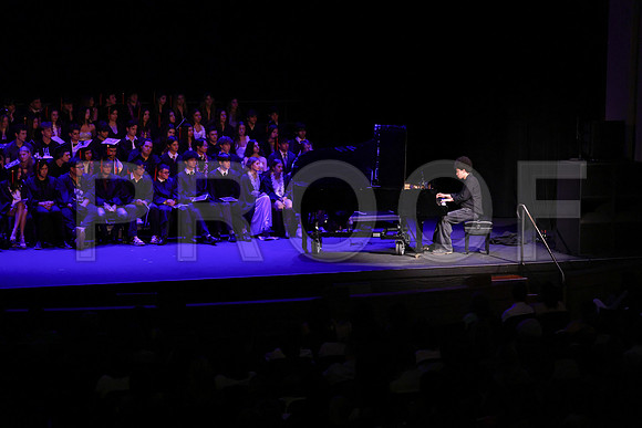 6785_OakwoodGrad2024_B