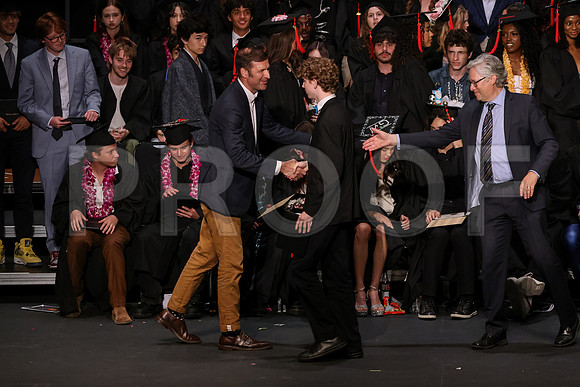 6995_OakwoodGrad2024_B