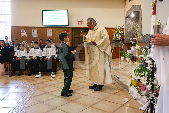 SFX_1stCommunion_5693_05-04-24
