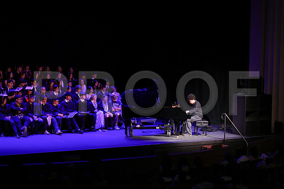 6798_OakwoodGrad2024_B