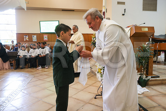 SFX_1stCommunion_5699_05-04-24