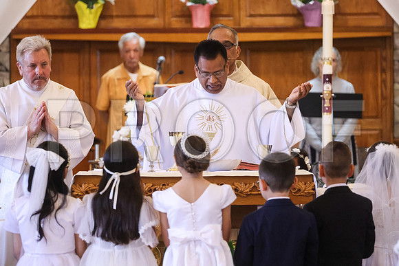 SFX_1stCommunion_5560_05-04-24