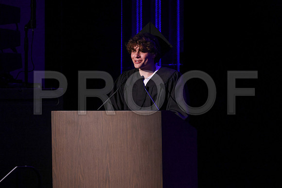 6766_OakwoodGrad2024_B