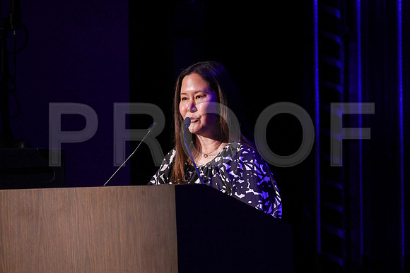 6674_OakwoodGrad2024_B