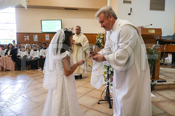SFX_1stCommunion_5611_05-04-24
