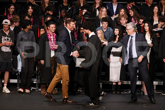 6948_OakwoodGrad2024_B