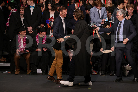 7005_OakwoodGrad2024_B