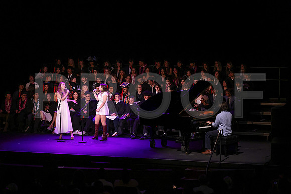 6466_OakwoodGrad2024_B