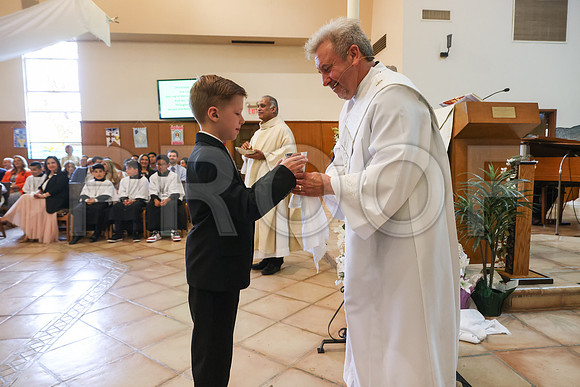 SFX_1stCommunion_5667_05-04-24