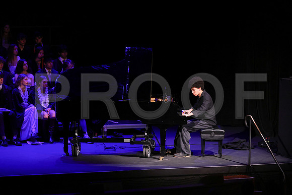 6783_OakwoodGrad2024_B