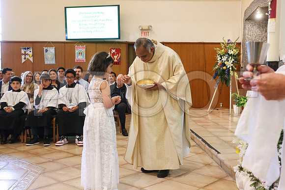 SFX_1stCommunion_5621_05-04-24